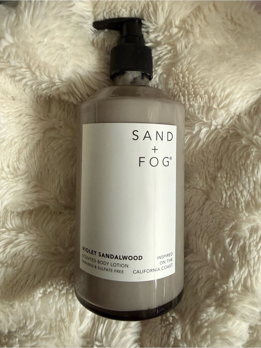 Sand & Fog-Violet Sandalwood Scented Body Lotion